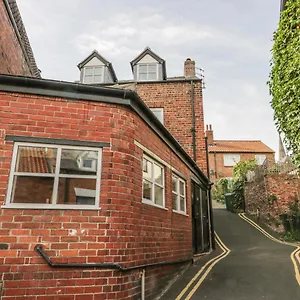 Holiday home The Old Blacksmith's Workshop, Whitby