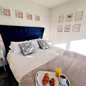 Holiday home Bensons Gem - Cyanacottages, Whitby